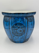 Lade das Bild in den Galerie-Viewer, VINTAGE POTTERY