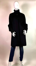 Lade das Bild in den Galerie-Viewer, MANTEL CINZIA ROCCA