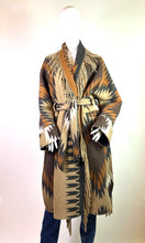 Lade das Bild in den Galerie-Viewer, MANTEL BAZAR DELUXE