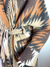 Lade das Bild in den Galerie-Viewer, MANTEL BAZAR DELUXE