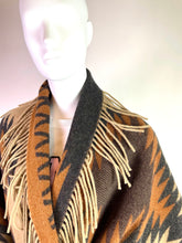 Lade das Bild in den Galerie-Viewer, MANTEL BAZAR DELUXE