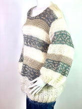 Lade das Bild in den Galerie-Viewer, PULLOVER MES DEMOISELLES