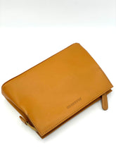 Lade das Bild in den Galerie-Viewer, KOSMETIK TASCHE JIL SANDER