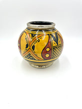 Lade das Bild in den Galerie-Viewer, VINTAGE POTTERY
