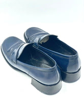 Lade das Bild in den Galerie-Viewer, LOAFER PRADA