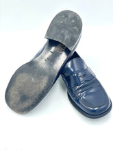 Lade das Bild in den Galerie-Viewer, LOAFER PRADA