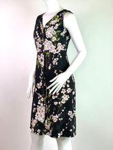 Lade das Bild in den Galerie-Viewer, KLEID DOLCE & GABBANA