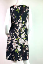 Lade das Bild in den Galerie-Viewer, KLEID DOLCE & GABBANA