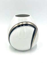 Lade das Bild in den Galerie-Viewer, VINTAGE VASE KAISER