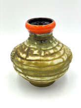 Lade das Bild in den Galerie-Viewer, VINTAGE POTTERY