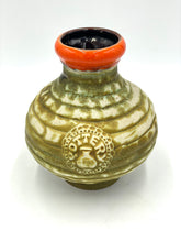 Lade das Bild in den Galerie-Viewer, VINTAGE POTTERY