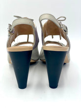 Lade das Bild in den Galerie-Viewer, SANDALETTEN TODS