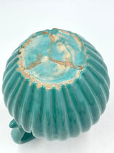 Lade das Bild in den Galerie-Viewer, VINTAGE POTTERY KRUG