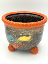 Lade das Bild in den Galerie-Viewer, VINTAGE POTTERY