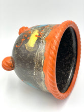 Lade das Bild in den Galerie-Viewer, VINTAGE POTTERY