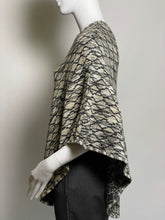 Lade das Bild in den Galerie-Viewer, PONCHO MISSONI