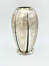Lade das Bild in den Galerie-Viewer, VASE WMF