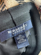 Lade das Bild in den Galerie-Viewer, HUT BURBERRY
