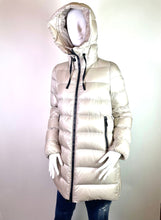 Lade das Bild in den Galerie-Viewer, STEPPJACKE MONCLER
