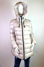 Lade das Bild in den Galerie-Viewer, STEPPJACKE MONCLER
