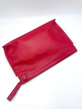 Lade das Bild in den Galerie-Viewer, CLUTCH LOEWE
