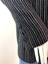 Lade das Bild in den Galerie-Viewer, BLAZER CHANEL
