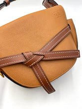 Lade das Bild in den Galerie-Viewer, TASCHE LOEWE
