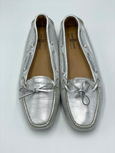 Lade das Bild in den Galerie-Viewer, LOAFER CAR SHOE
